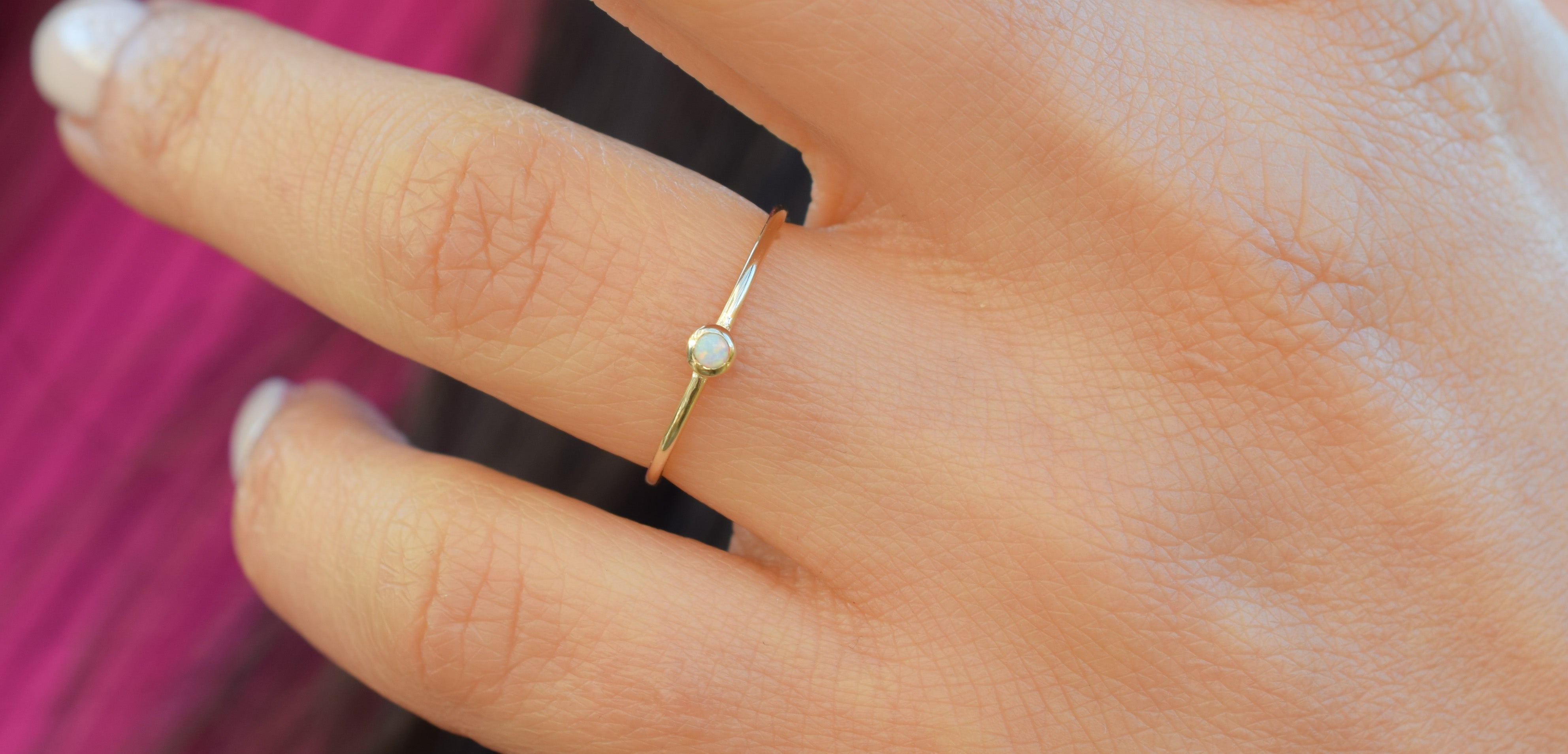 Aanschuifring goud, opaal gouden ring, 14k aanschuifring opaal