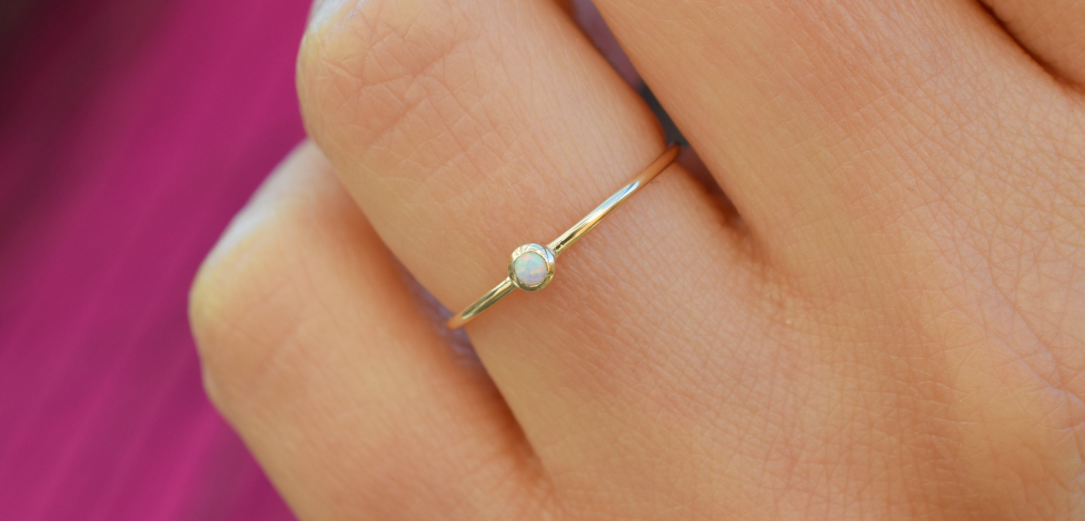 Aanschuifring goud, opaal gouden ring, 14k aanschuifring opaal
