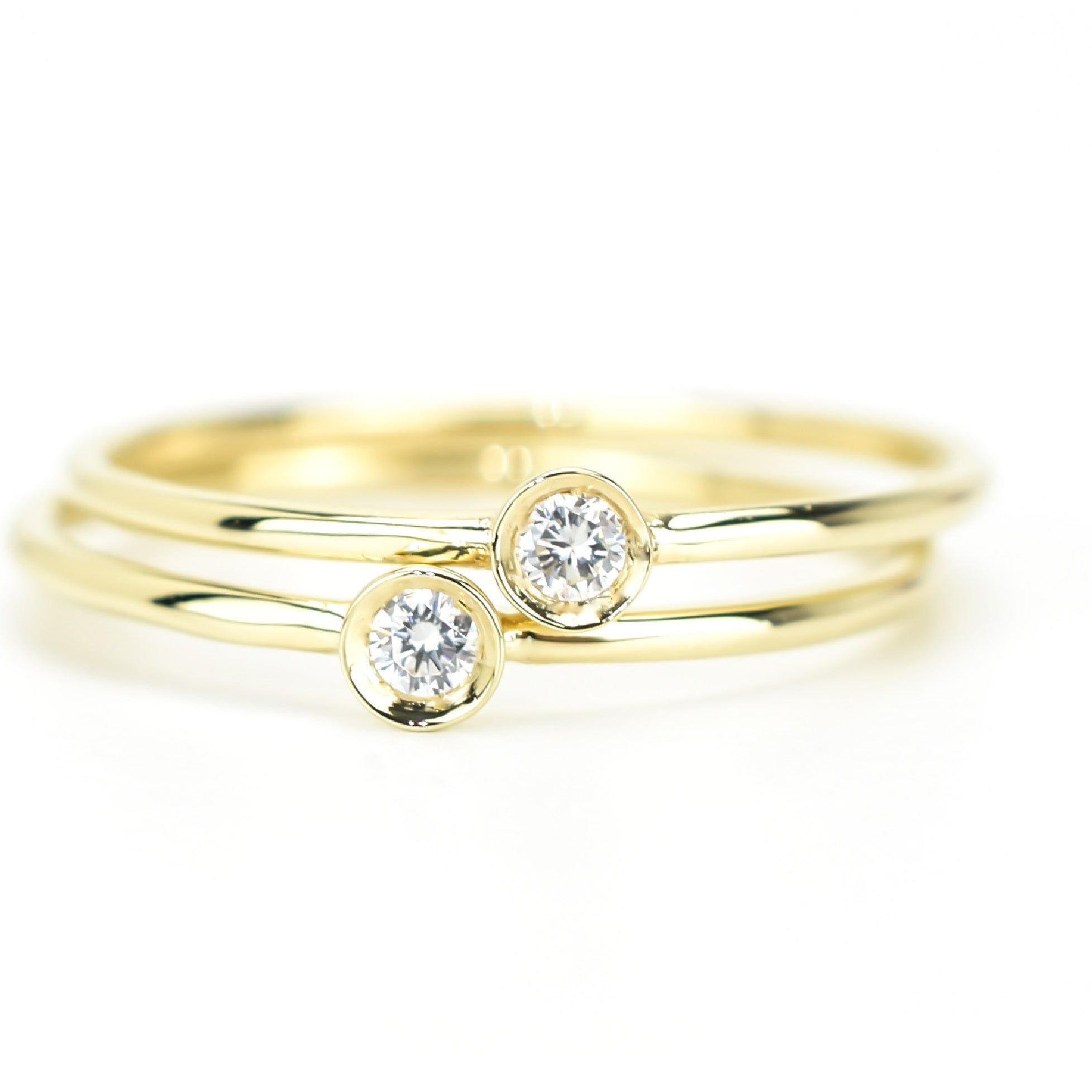 Zwei Befestigungsringe 14K Gold Petite Set VerOna