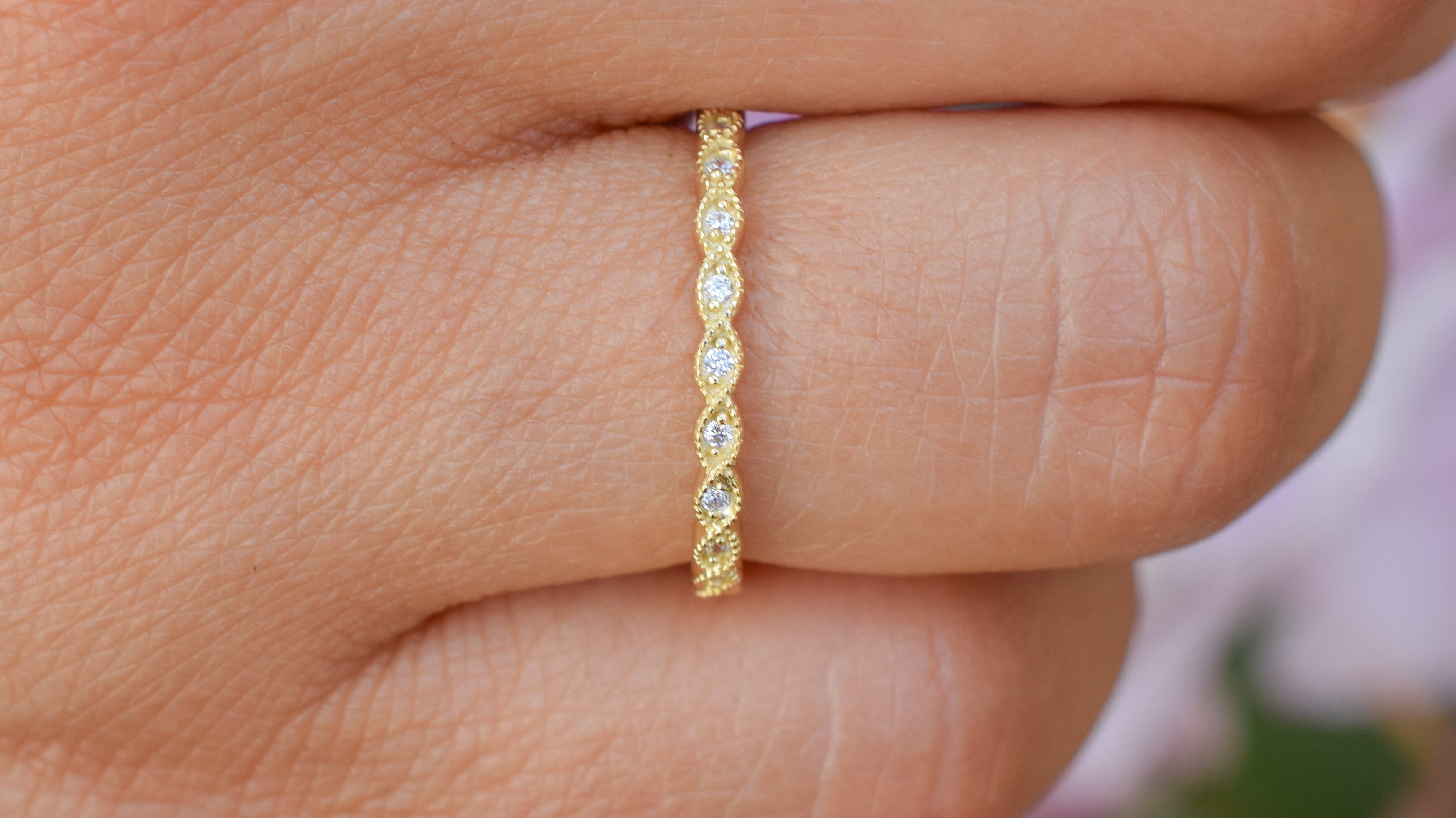 aanschuifring goud, rosegouden aanschuifring, zilveren ring met stenen, sierlijke ring, stapelring zilver, zilveren ring met stenen