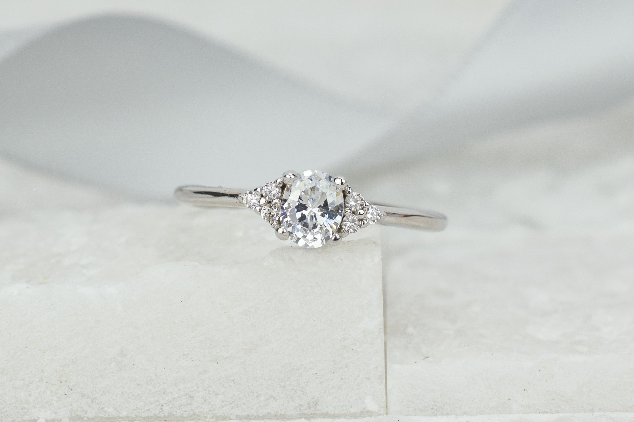 prinses ring, alexia ring, gouden ring, verlovingsring, zilveren ring met stenen, ovale ring, relatiering zilver, zilveren dames ring, rosegouden ring, 925 zilveren ring met stenen