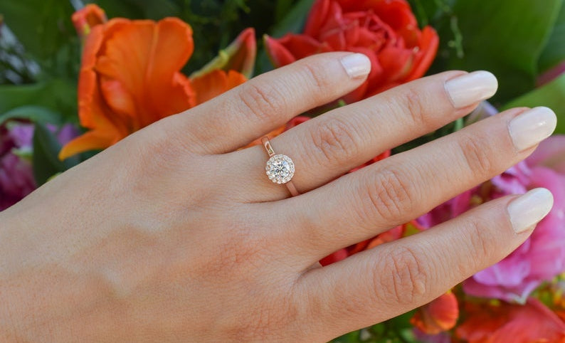 halo gouden ring, 18k goud, verlovingsring, ronde ring, gouden ronde ring, stapel ring, bruidsring