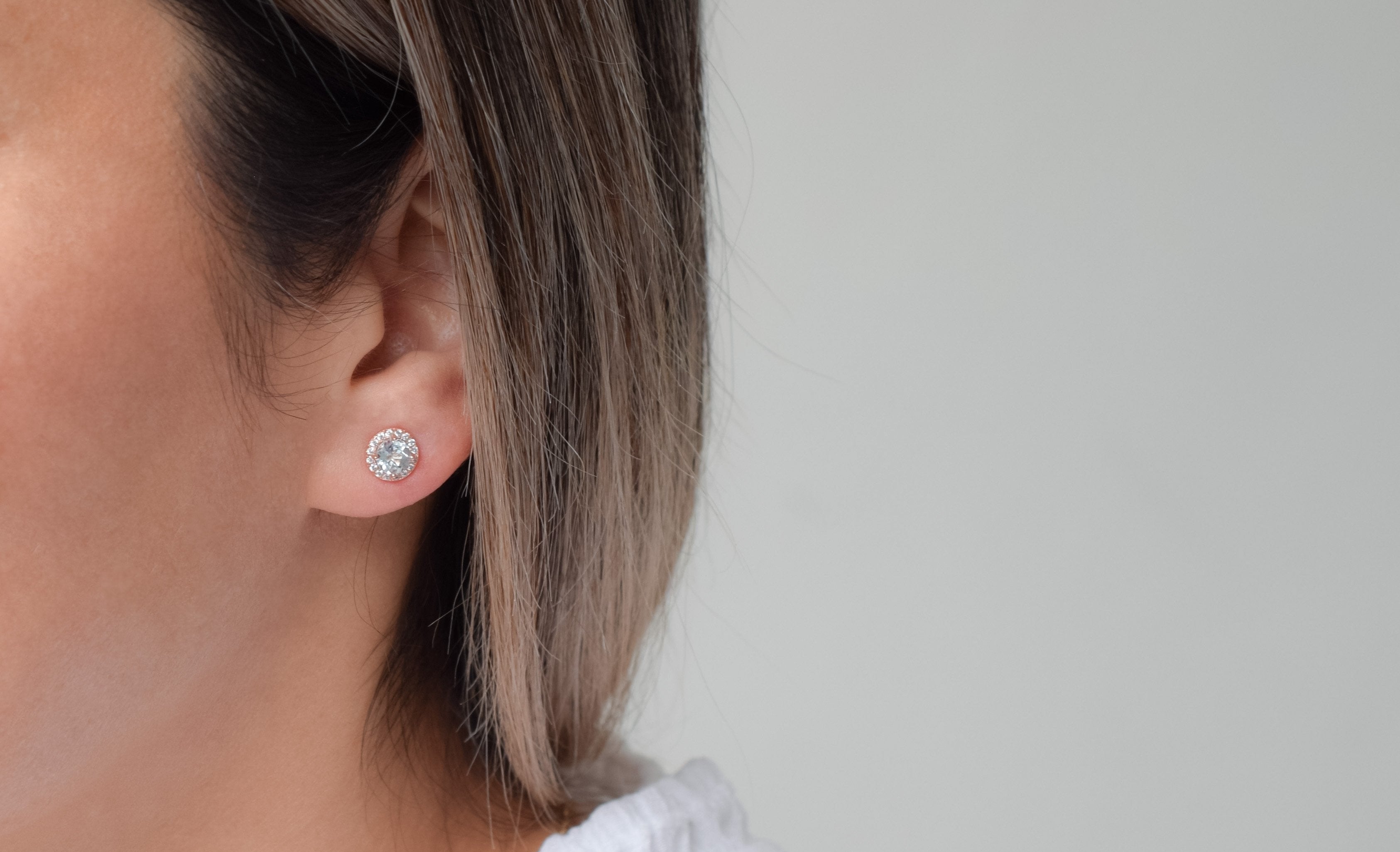 Gouden topaas oorbellen, Topaas oorbellen, gouden topaas oorknoppen, blauwe oorbellen, natuurlijke topaas stenen, blauwe topaas gouden oorbellen, birthstone oorbellen, geboortesteen topaas oorbellen