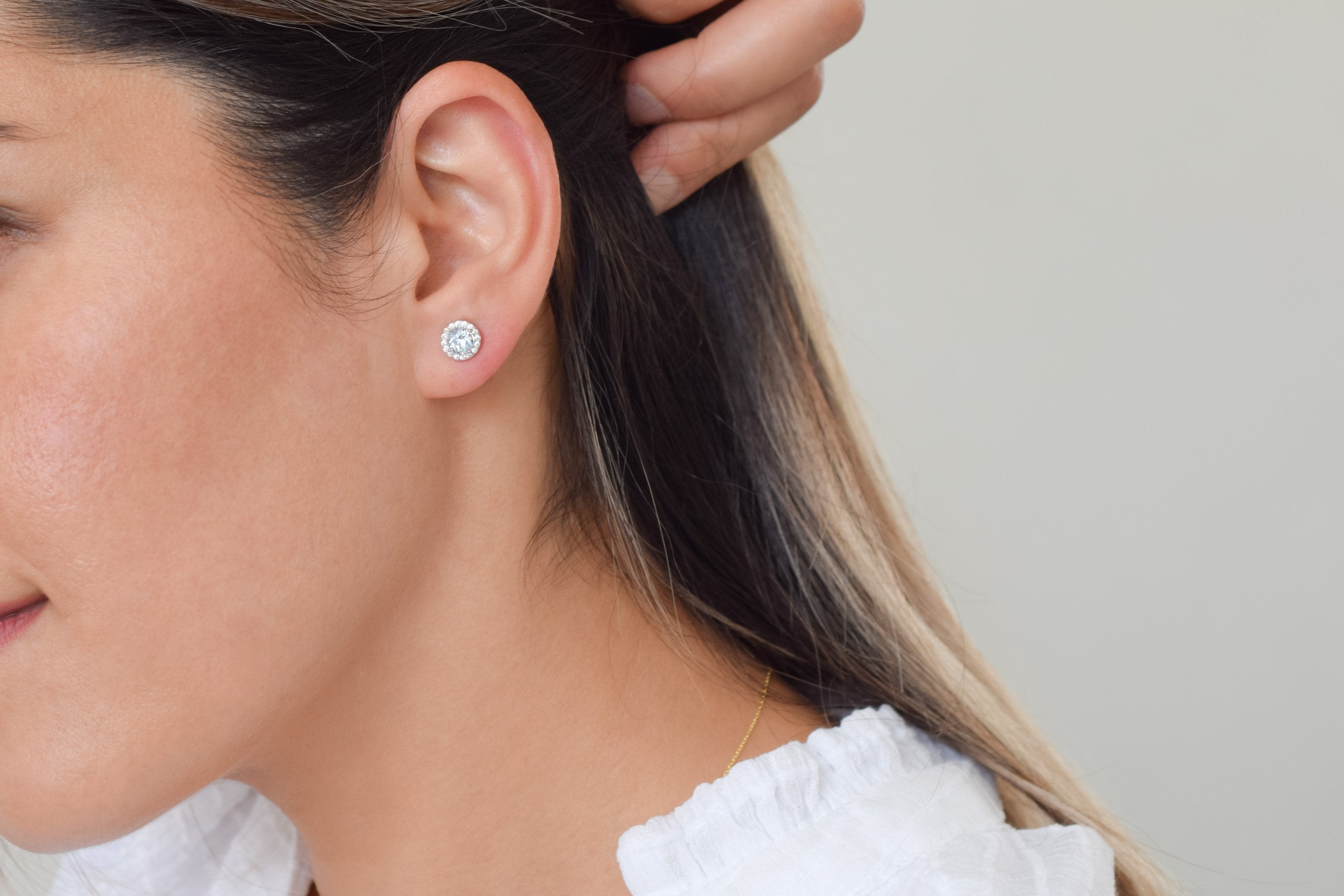 Gouden topaas oorbellen, Topaas oorbellen, gouden topaas oorknoppen, blauwe oorbellen, natuurlijke topaas stenen, blauwe topaas gouden oorbellen, birthstone oorbellen, geboortesteen topaas oorbellen