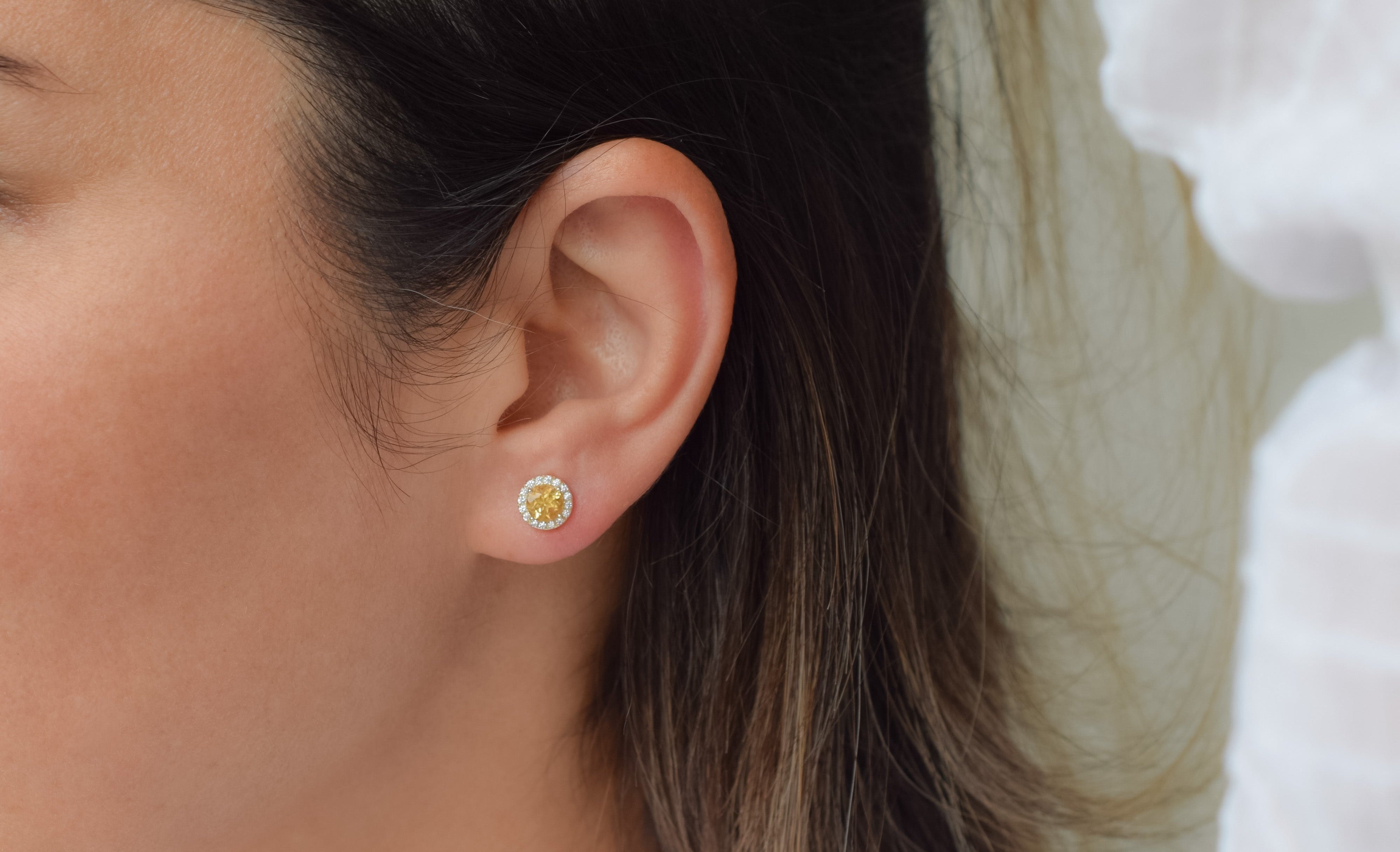 18k citrine oorknoppen, citrine oorknoppen, ronde gele oorknoppen, november oorbellen, birthstone oorknoppen, geboortesteen oorbellen, ronde gouden oorbellen, zilveren oorbellen, bemyjewels