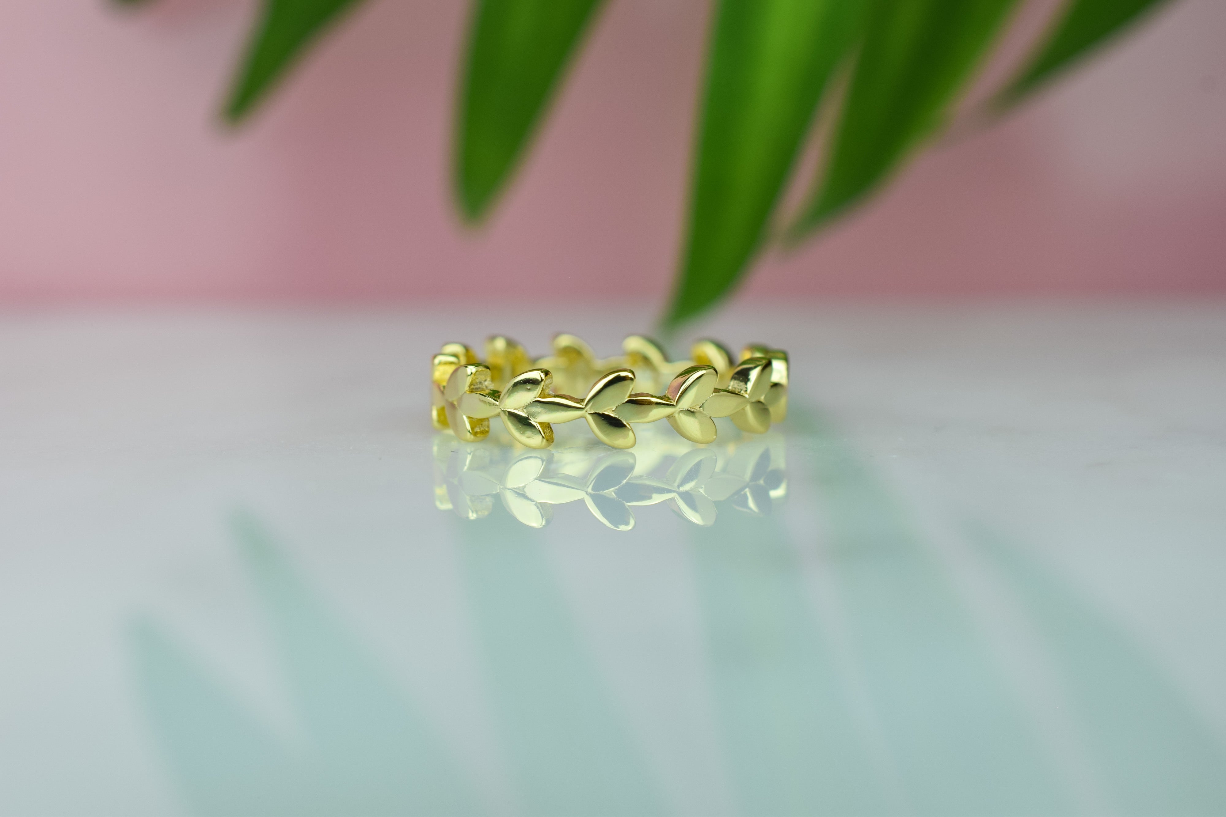 gouden leaf ring, blaadjes ring zilver, dames blaadjes ring rose goud, zilveren leaf ring voor dames, unieke ring voor dames, stapelring nature, nature ring, stapelring blaadjes