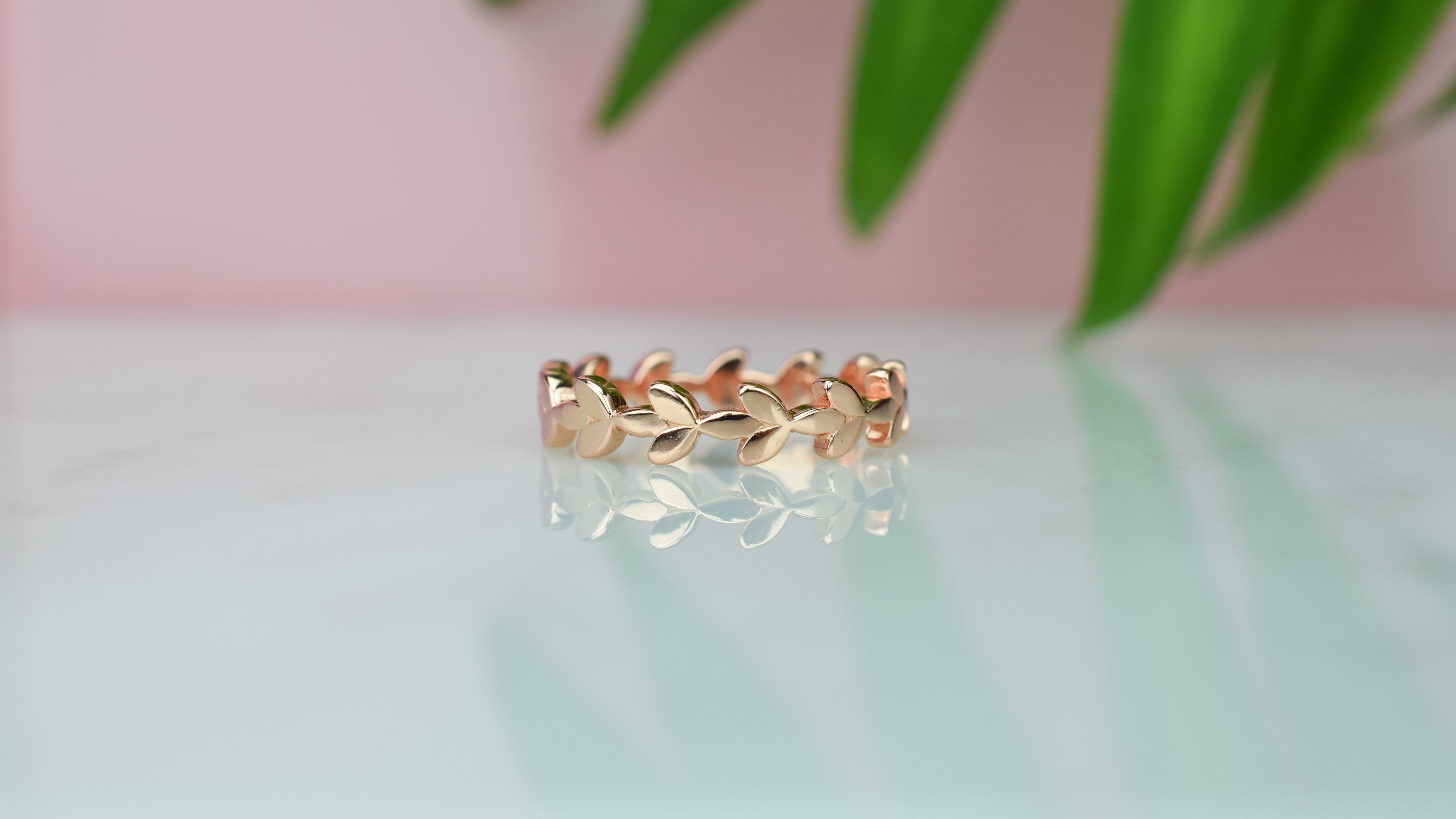 gouden leaf ring, blaadjes ring zilver, dames blaadjes ring rose goud, zilveren leaf ring voor dames, unieke ring voor dames, stapelring nature, nature ring, stapelring blaadjes