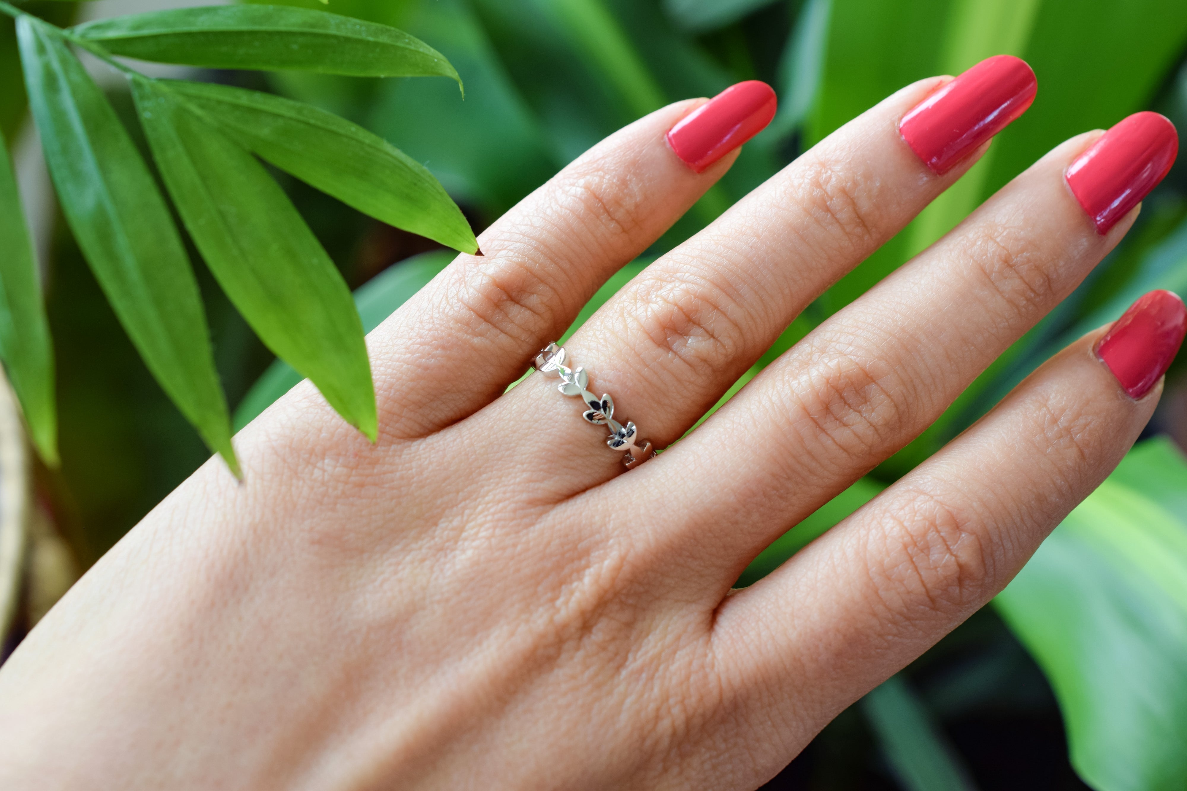 gouden leaf ring, blaadjes ring zilver, dames blaadjes ring rose goud, zilveren leaf ring voor dames, unieke ring voor dames, stapelring nature, nature ring, stapelring blaadjes