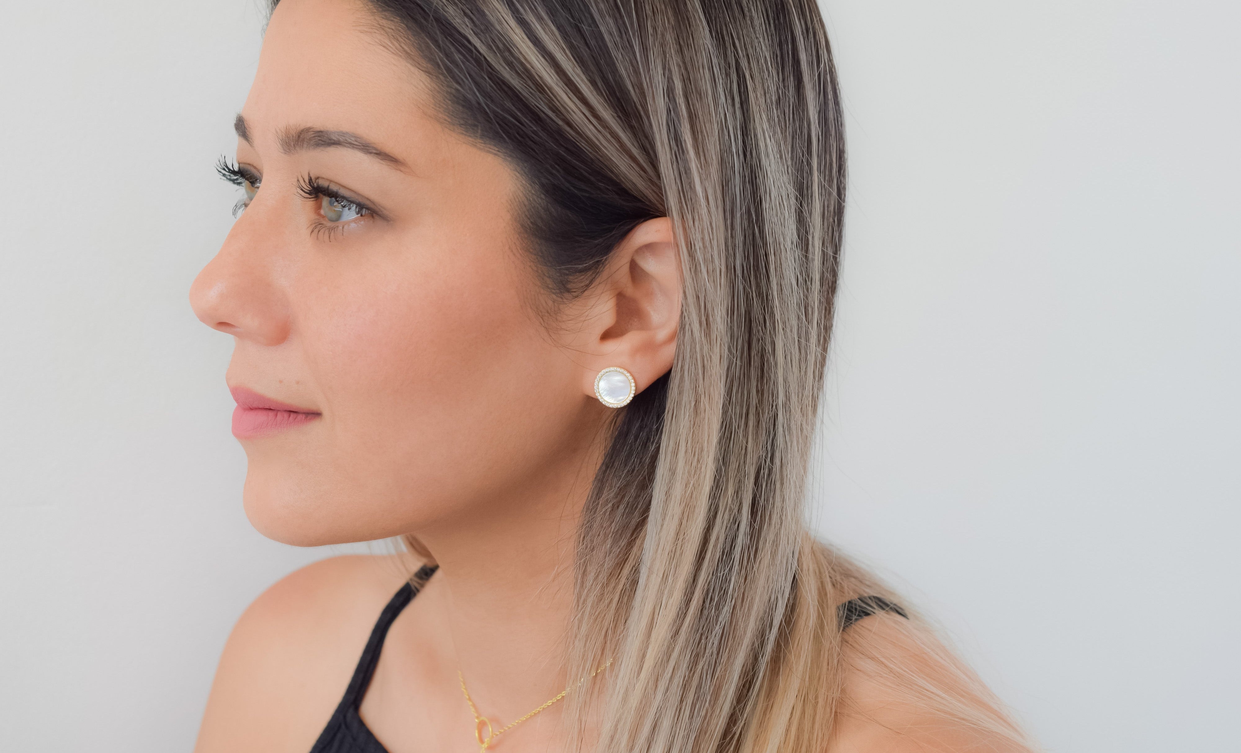 Oorknoppen parel, parel zilver oorbellen, gouden parel oorbellen, parelmoer oorknoppen, ronde parel met stenen oorbellen, oorknoppen parel cirkel