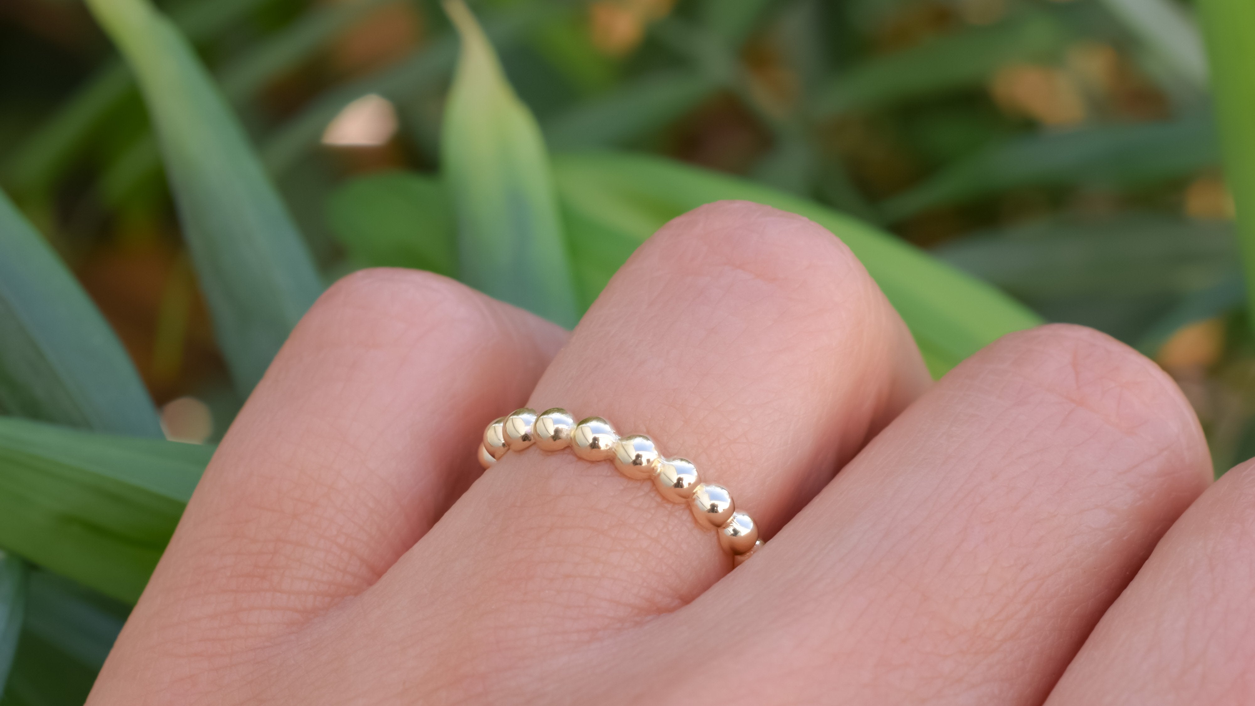 14k Bolletjes ring, bolletjes ring goud, aanschuifring goud, 14k geheel gouden ring, ring stapelring goud, trendy ring, 14k ring, damesring, sieraden goud