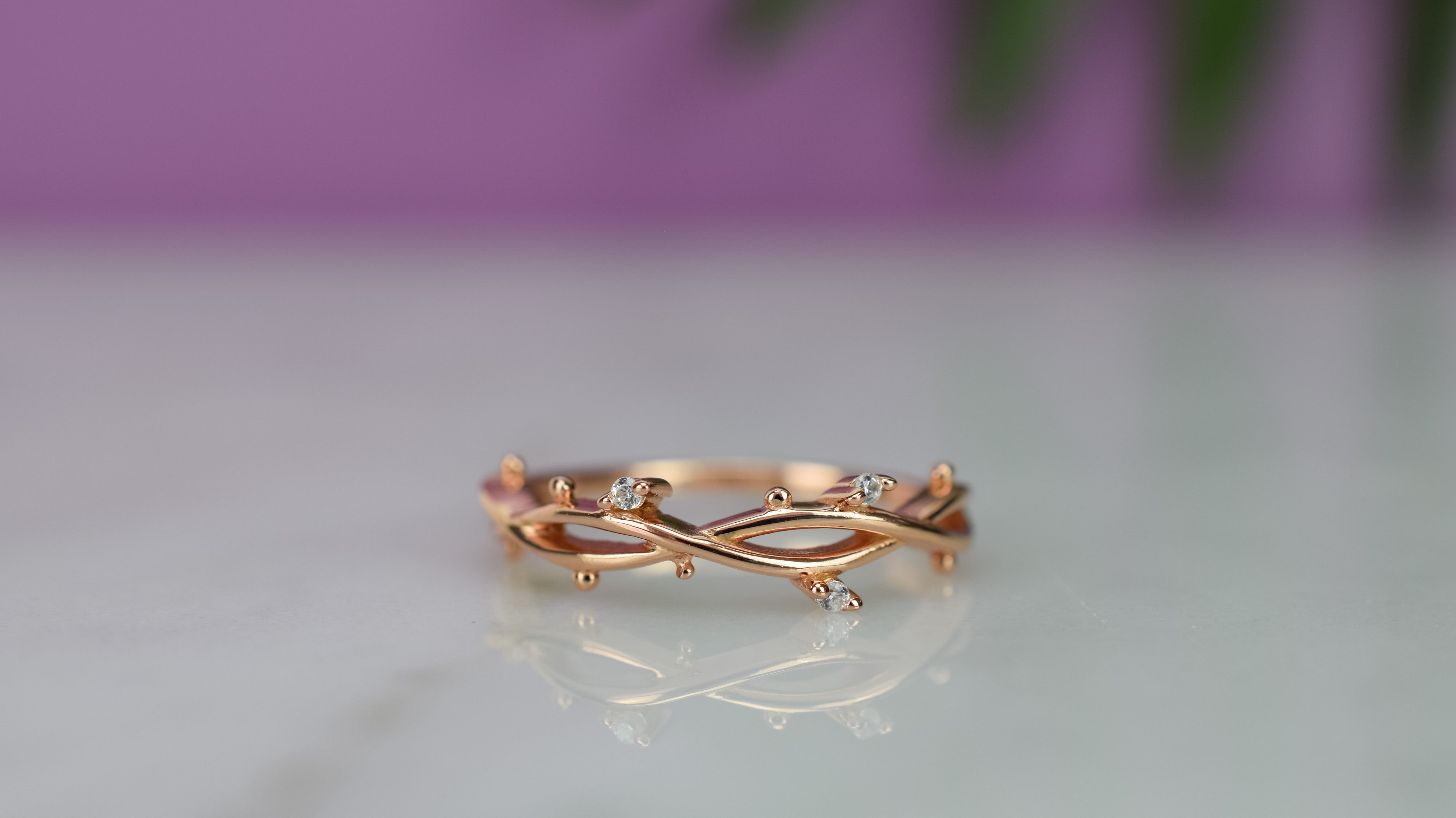 gouden bloemen ring, ring met blaadjes, ring met stenen, verlovingsring, rosegoud ring, zilveren verlovingsring