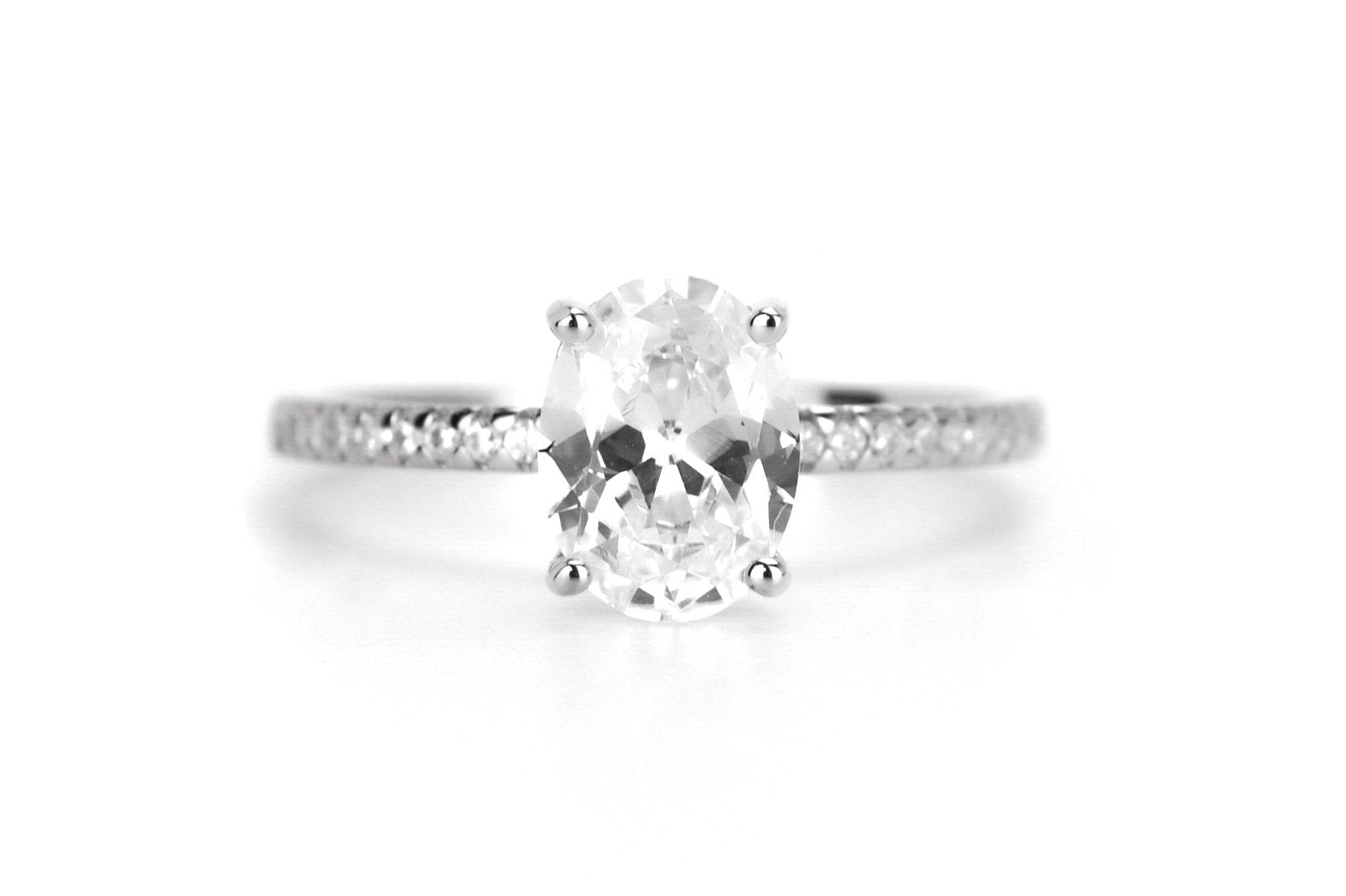 Rose ovale ring, ovaal geslepen ring, verlovingsring ose goud, rosegouden ring, ring met steen, zilveren ovale ring, ovale gouden ring, ring ovaal zilver, solitaire ring ovaal