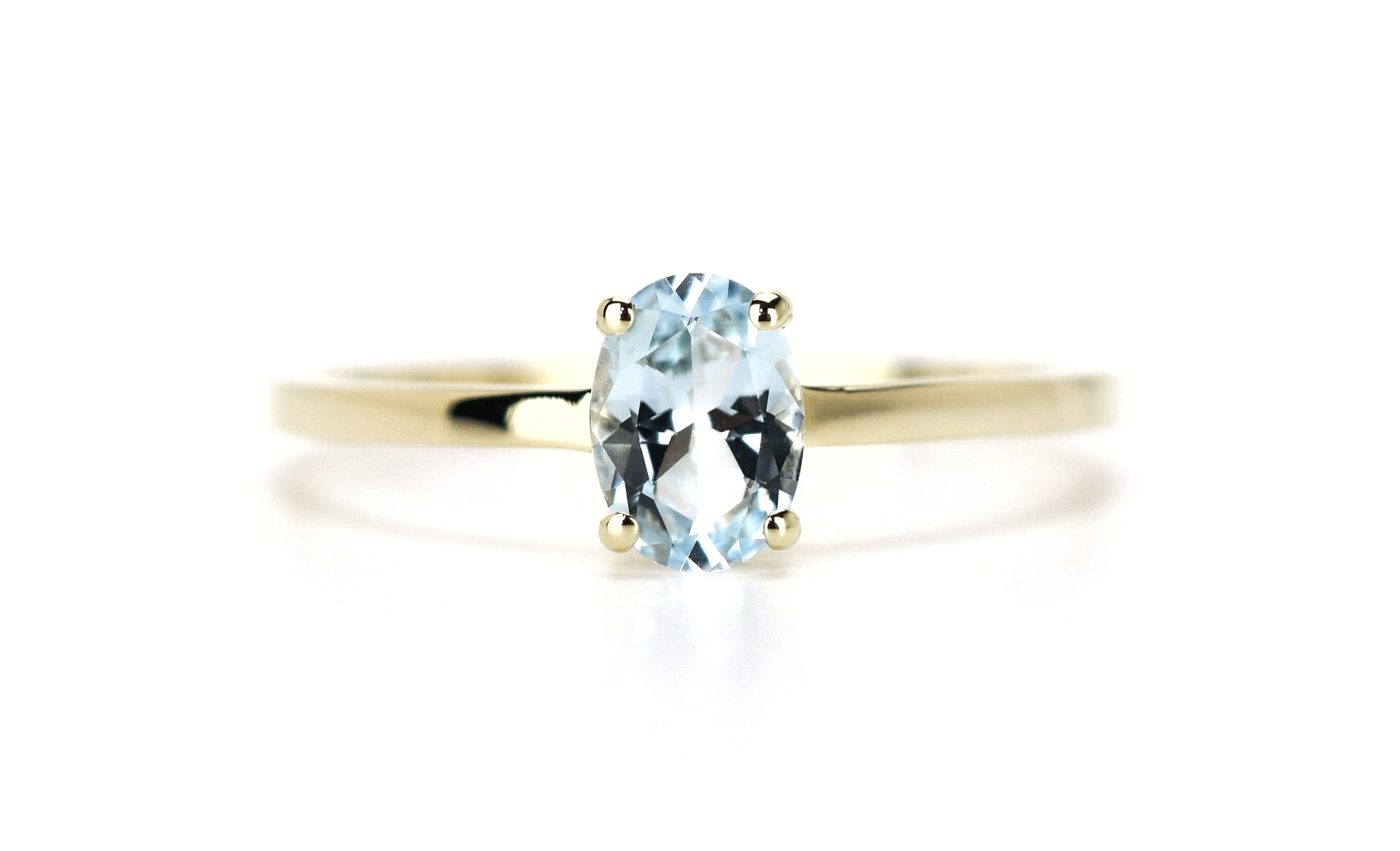 blauwe topaas ring, topaas ring, 14k topaas ring, 14 ring, Swarovski ring, swarovski topaas ring goud, 14k ring birthstone ring, geboortesteen ring, blauwe ring goud