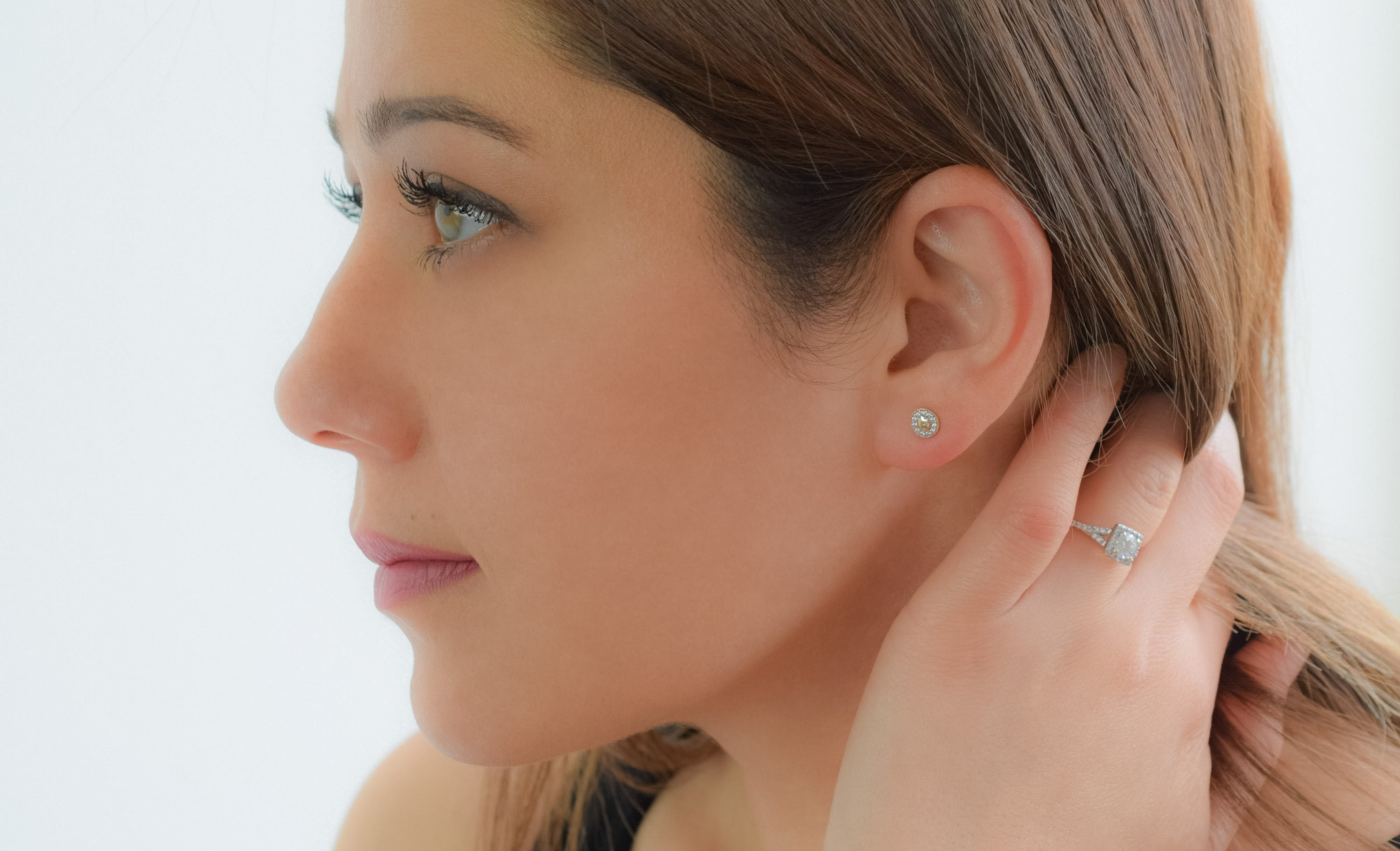 gouden ronde oorbellen, oorbellen met stenen, 14k oorbellen rondjes, halo oorbellen goud, gouden kleine oorbellen met stenen, klassieke oorbellen voor vrouwen, 14k gouden ronde oorbellen voor meisjes, dames oorbellen 14 karaat goud