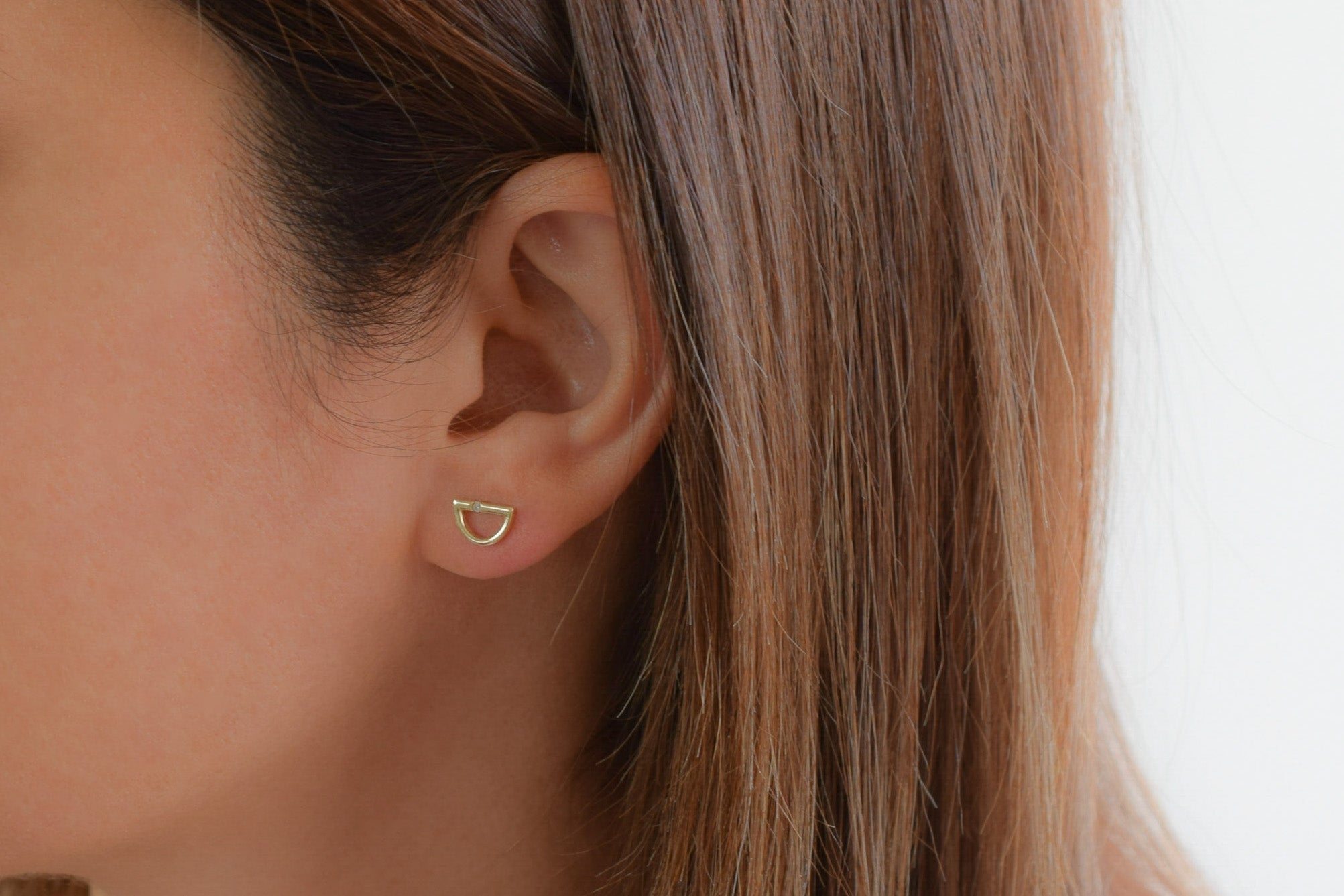 14k oorbellen voor dames, gouden oorknoppen met stenen, 14k gouden met stenen oorbellen, unieke oorbellen met stenen, sierlijke oorbellen voor dames