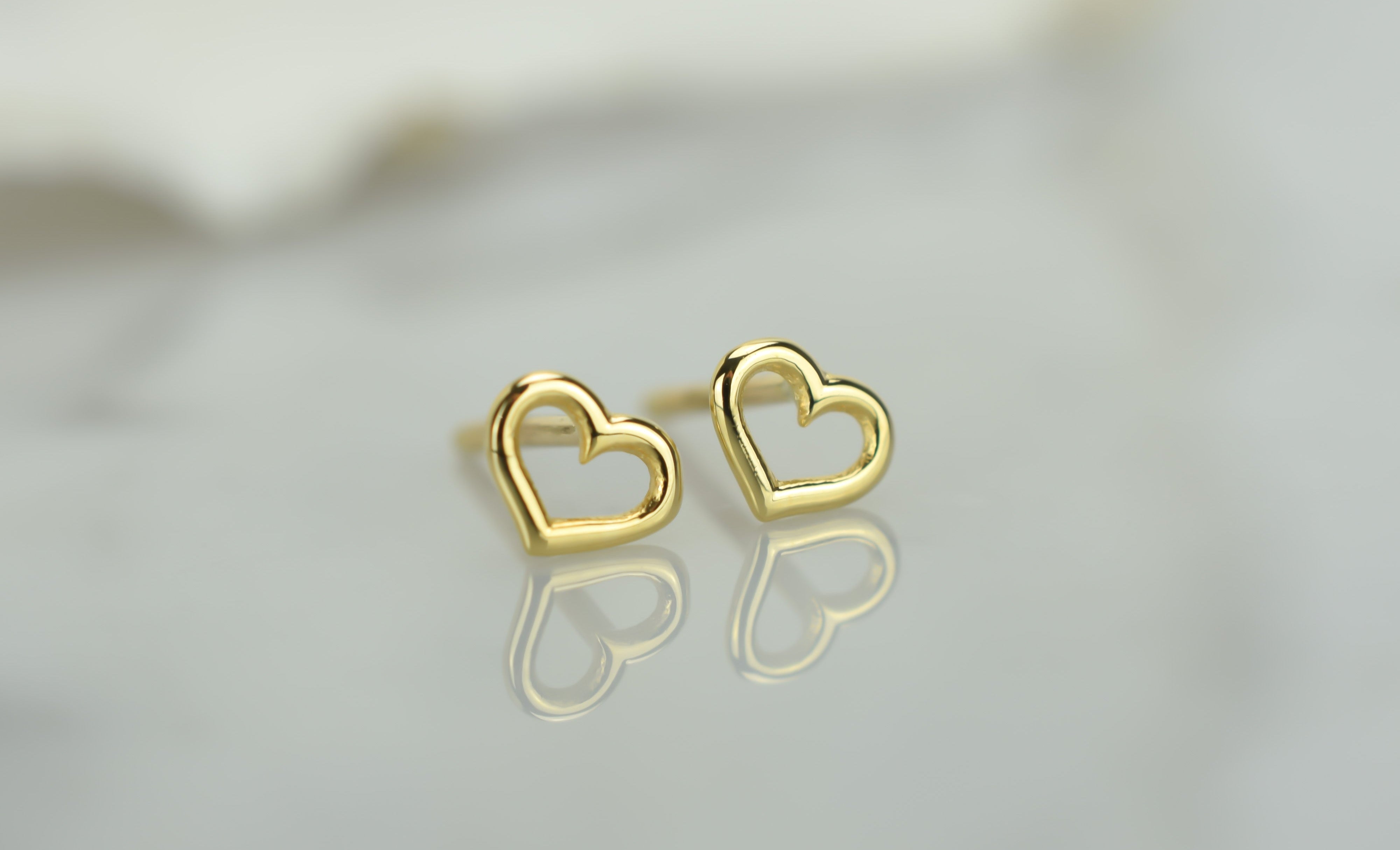 Gouden hart oorknoppen, 14 karaat oorbellen, oorbellen open hartjes, 14k kleine hartjes oorknoppen goud, oorbellen gouden voor dames, kinder gouden oorbellen hartjes