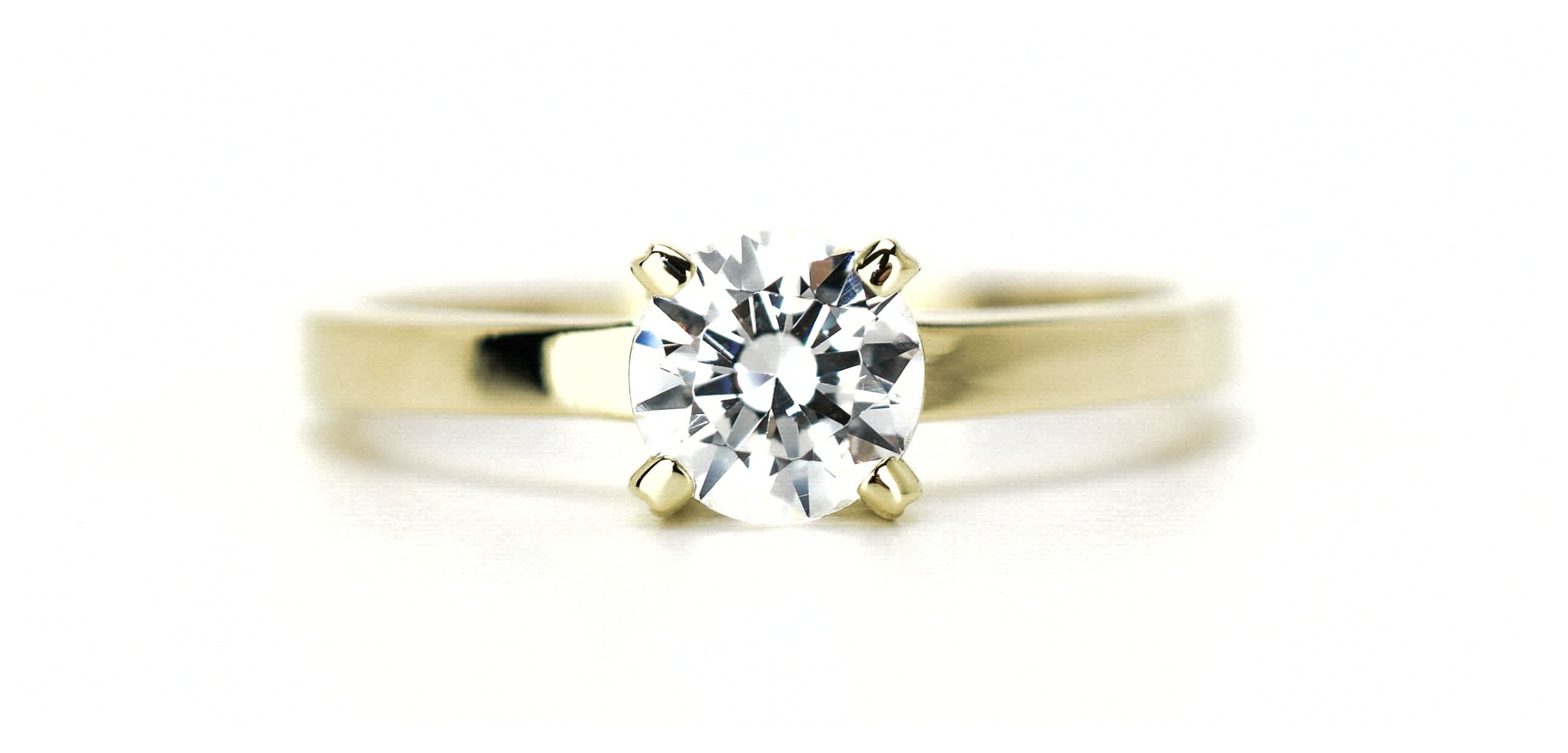 14 karaat solitaire ring, gouden ring met steen, verlovingsring 14k, 14k gouden ring, ring met steen, ring met ronde steen goud, verlovingsring swarovski, swarovski ring goud