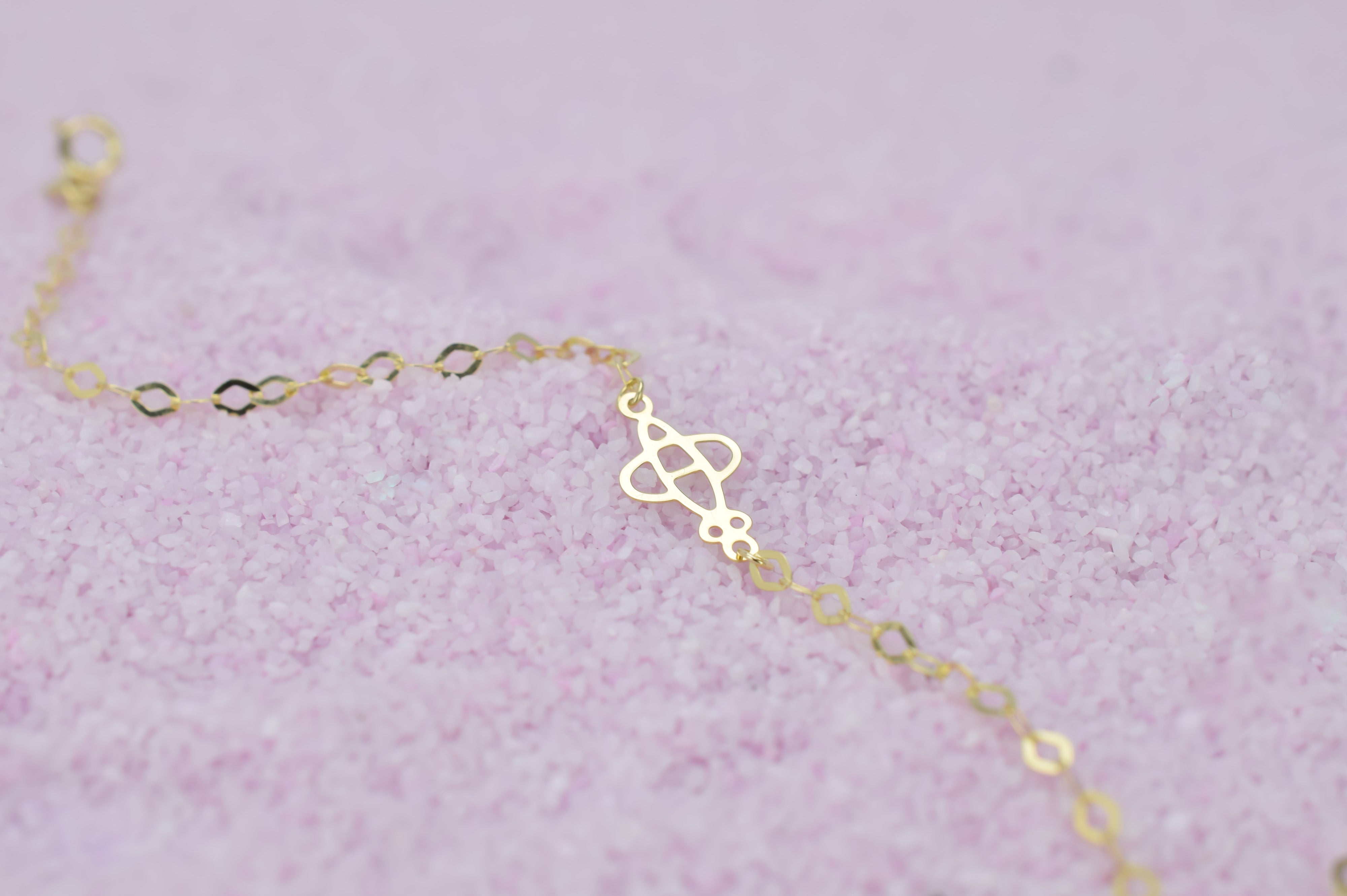 dames armband goud, Dames vliegtuig armband, bedelarmband goud met vliegtuigje, 14 karaat vliegtuig bedel armband, gouden bedel armband, armbandje goud met vliegtuigje, moeder kind armbanden, gouden moeder kind sieraden, schakel armband bedel vliegtuig