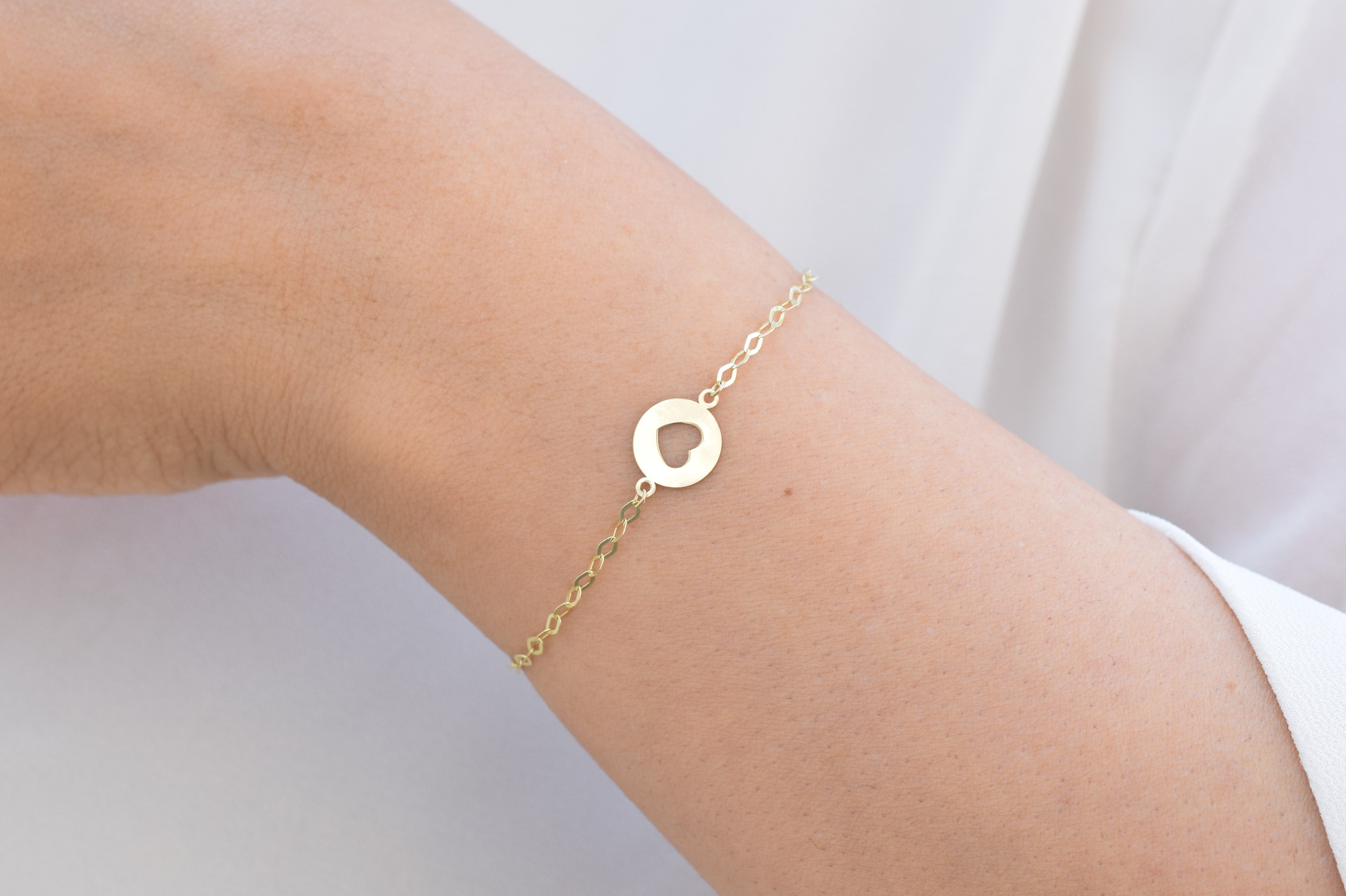 Dames armband goud, mooie dames armband, Hartjes armband 14 karaat, 14 karaat bedel armband, armband goud, dames gouden armband, dames armband hartje, 14 karaat armband bedel hartje