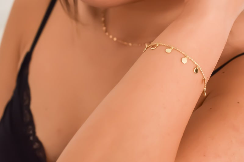 gouden armband met munten, munten armband, zilveren armband met muntjes, coin armband, armband met muntjes, hippe armband met gladde munten, armband met rondjes