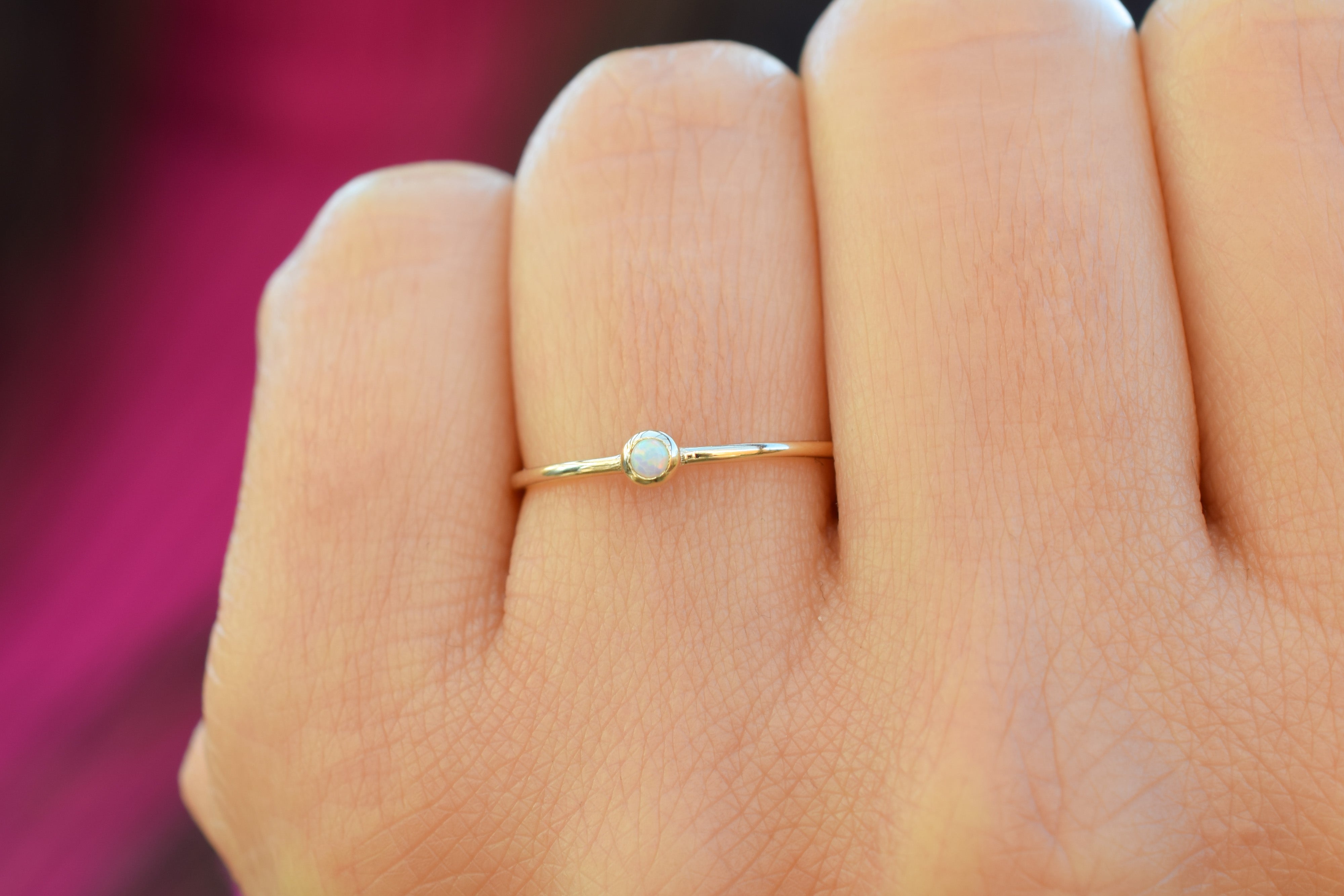 Aanschuifring goud, opaal gouden ring, 14k aanschuifring opaal