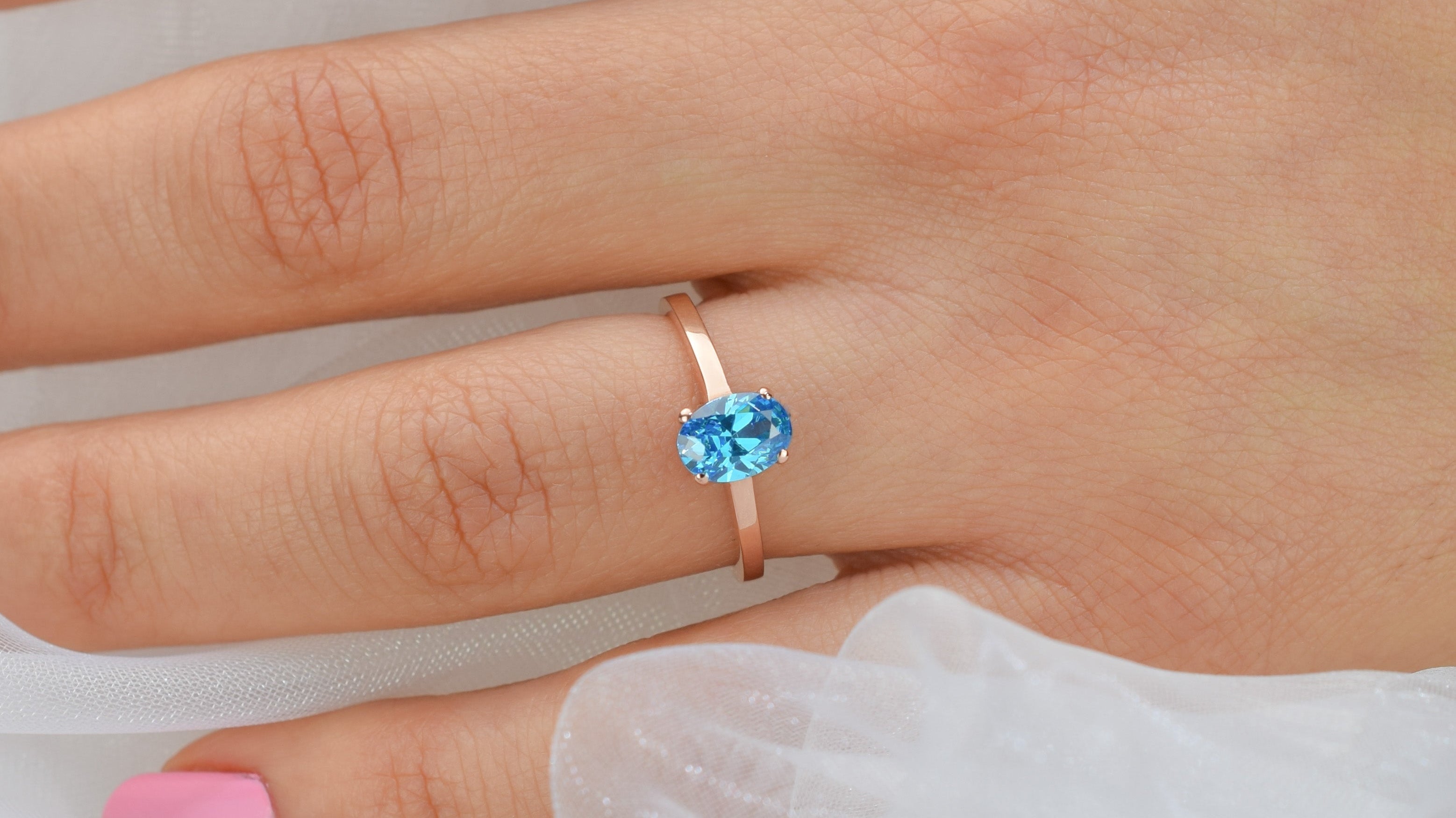 Gouden Rosé Ring, Ovale gouden Ring, Topaas Ring, Swaroski Ring, 14k topaas ring, blauwe natuurlijk steen sieraden, fijne sieraden