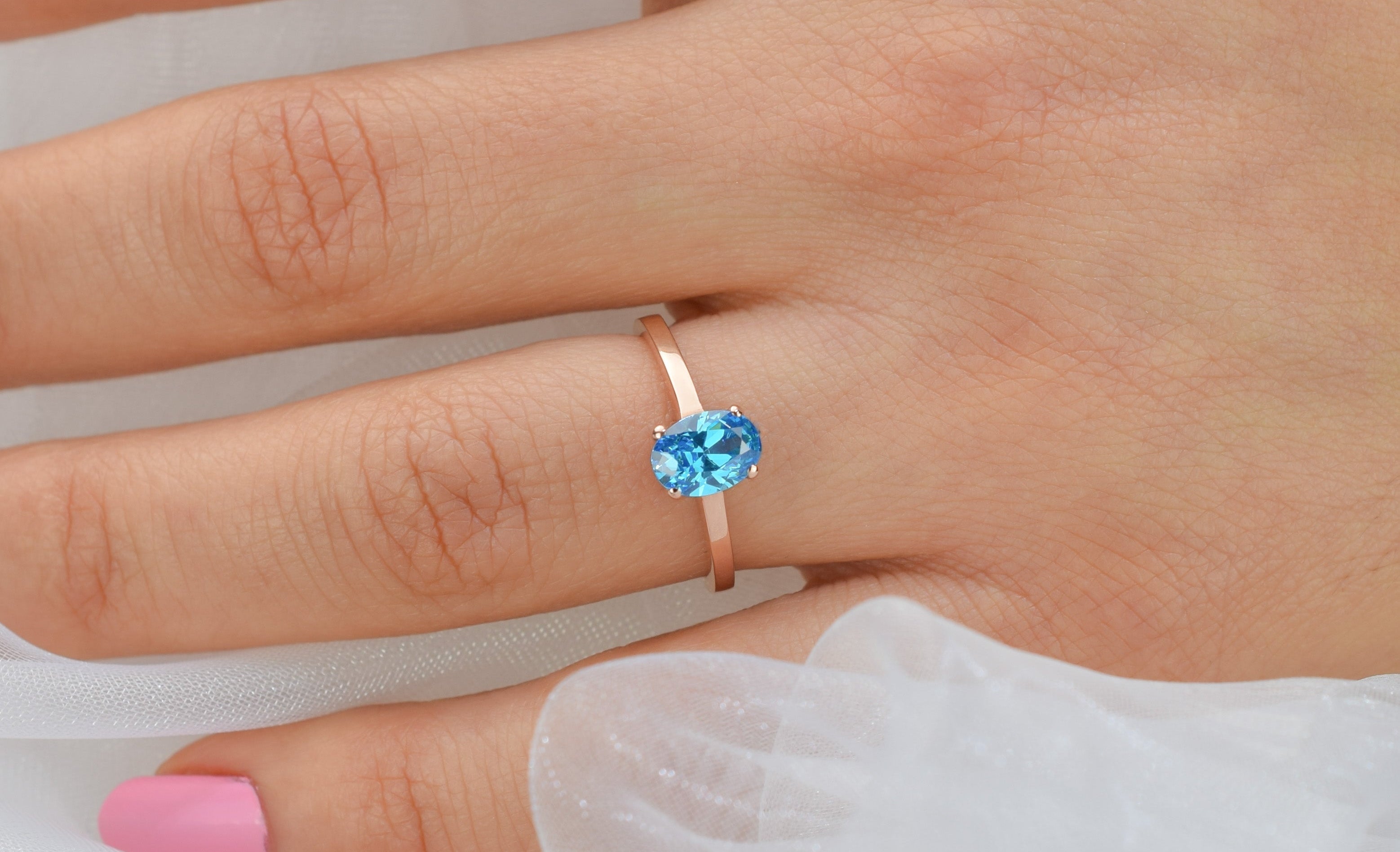 Gouden Rosé Ring, Ovale gouden Ring, Topaas Ring, Swaroski Ring, 14k topaas ring, blauwe natuurlijk steen sieraden, fijne sieraden