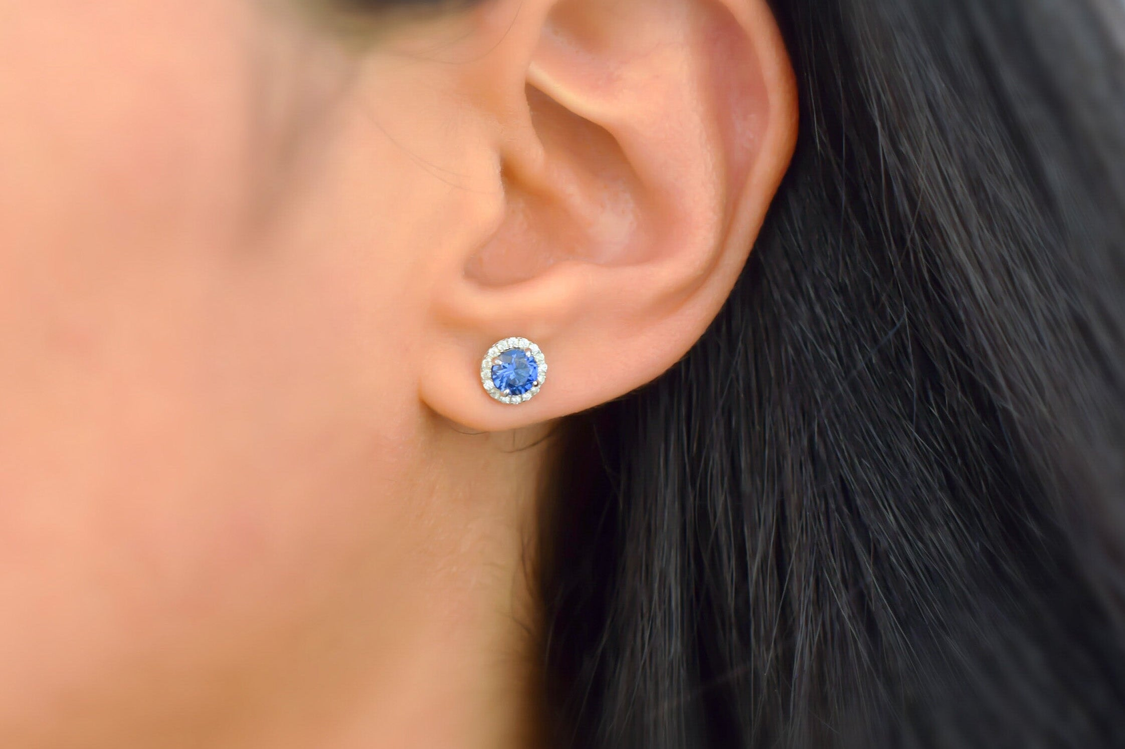 saffier oorbellen, 18k gouden saffier oorbellen, blauwe oorbellen, geboortesteen oorbellen, birthstone earrings, sapphire earrings gold, bemyjewels, sieraden, jewelry