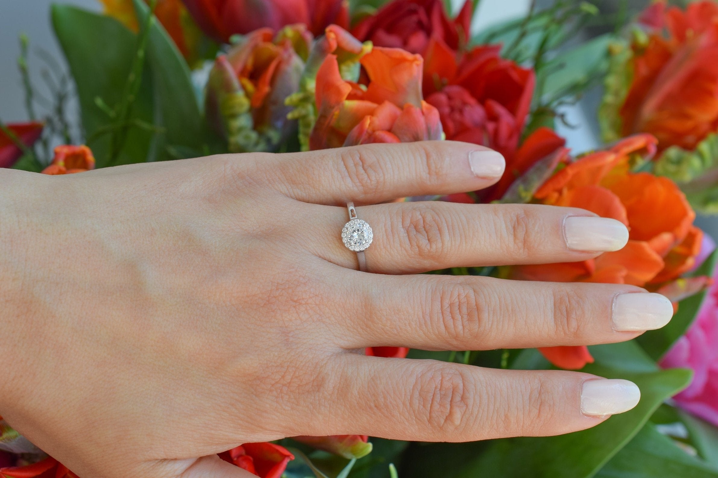 halo gouden ring, 18k goud, verlovingsring, ronde ring, gouden ronde ring, stapel ring, bruidsring