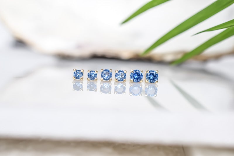 14k Gouden oorbellen, Blauwe oorknoppen Goud, kleine oorknoppen, Oorbellen, Blauwe steen oorbellen, 14k oorknoppen